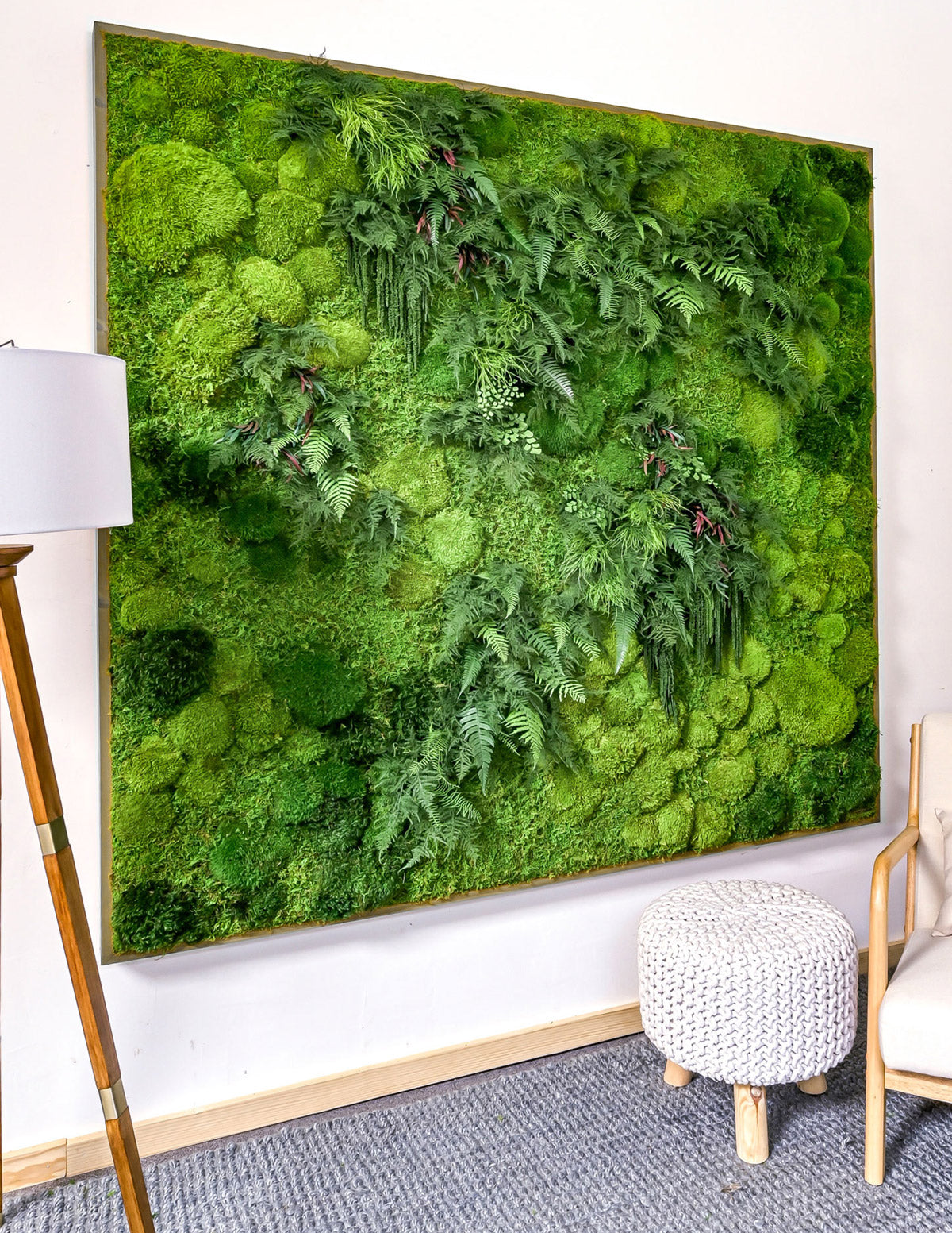 Moss deals Wall