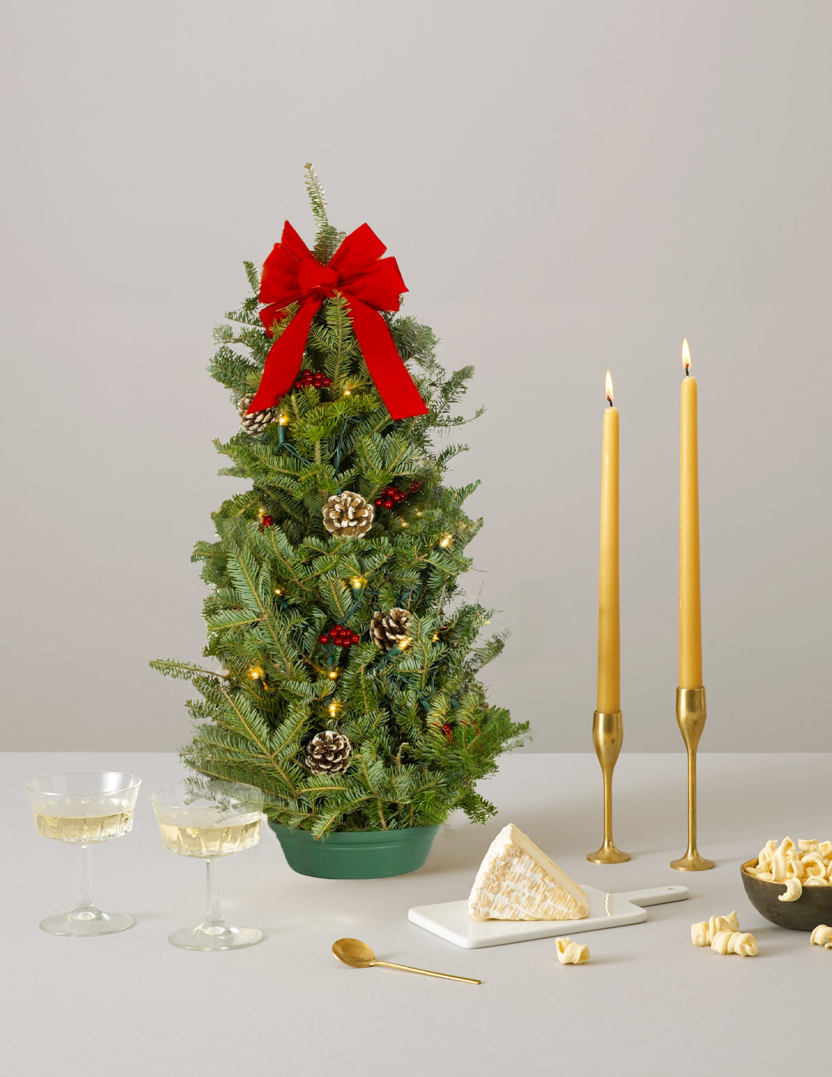 28" Pre-Lit Tabletop Tree