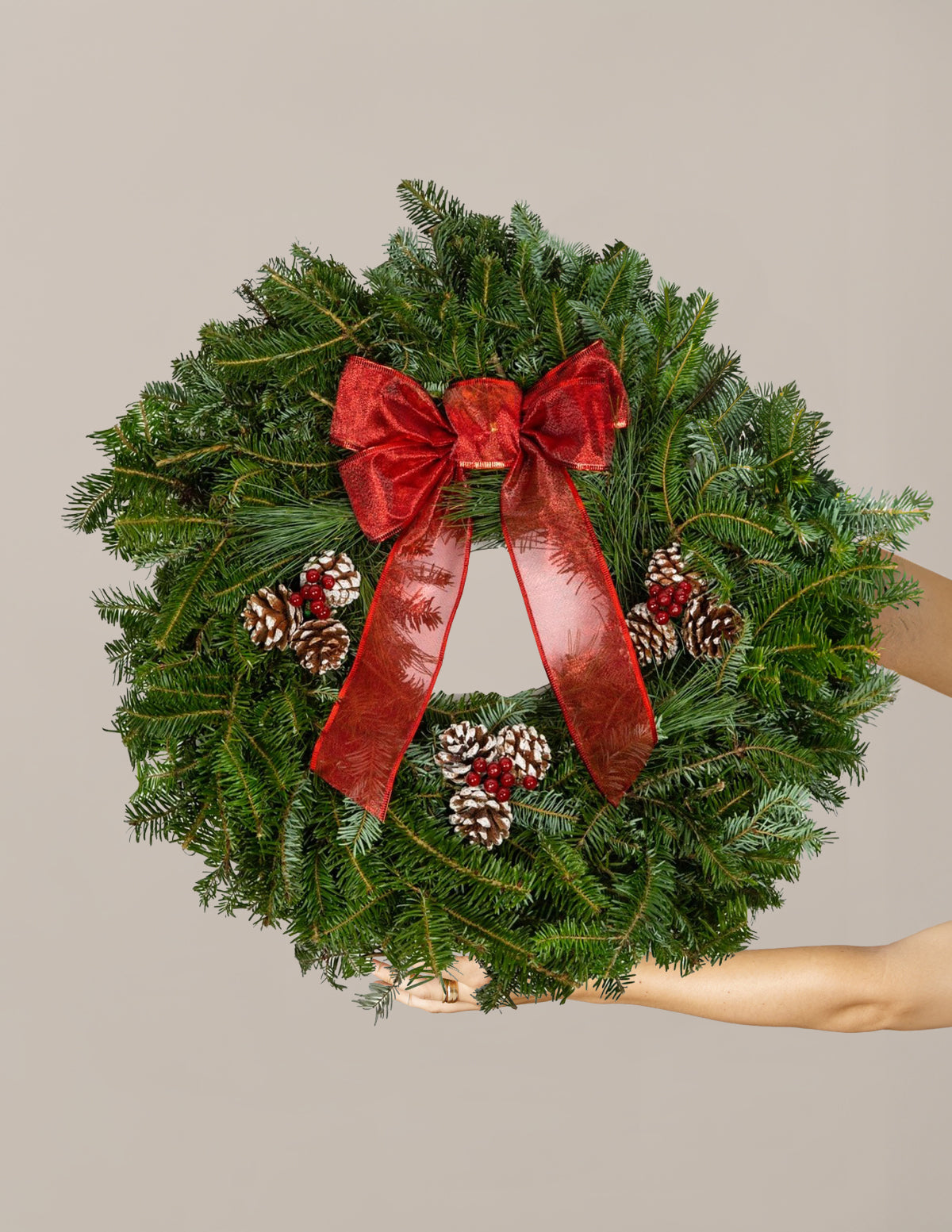 22" Wreath With Pinecones & Berries