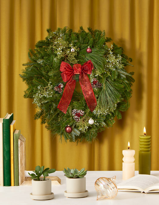 22" Wreath With Pinecones & Berries